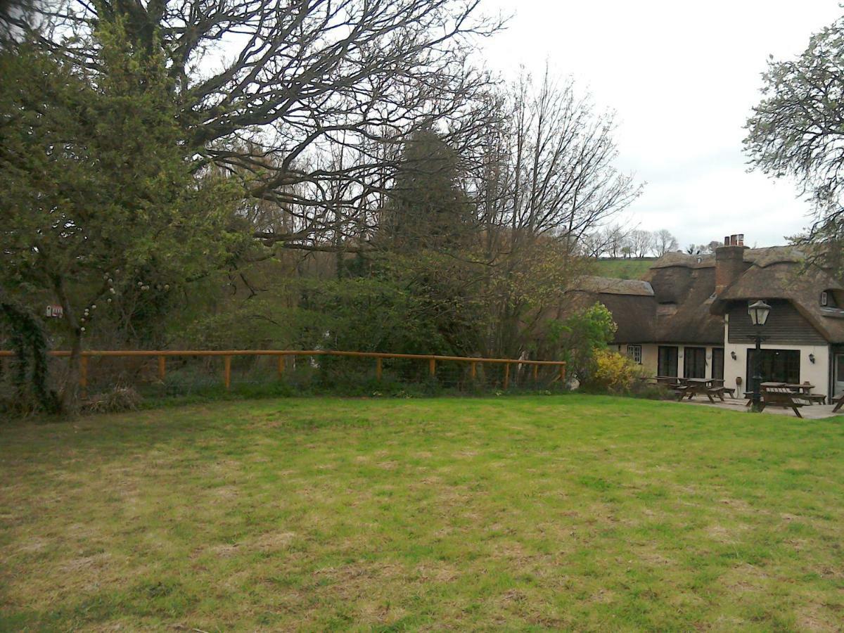 The Crown Inn Alvediston Dış mekan fotoğraf