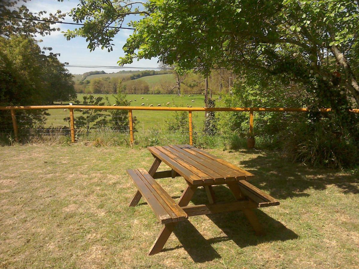 The Crown Inn Alvediston Dış mekan fotoğraf
