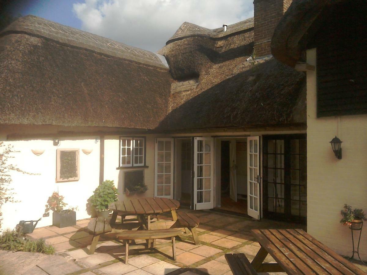 The Crown Inn Alvediston Dış mekan fotoğraf