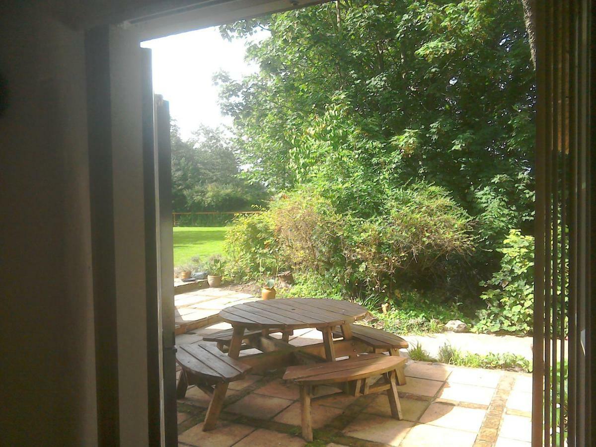 The Crown Inn Alvediston Dış mekan fotoğraf